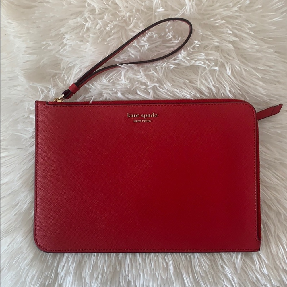 Kate Spade New York wristlet